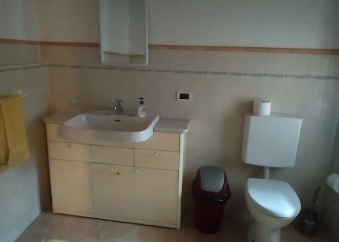 La Dolce Villa Clastra